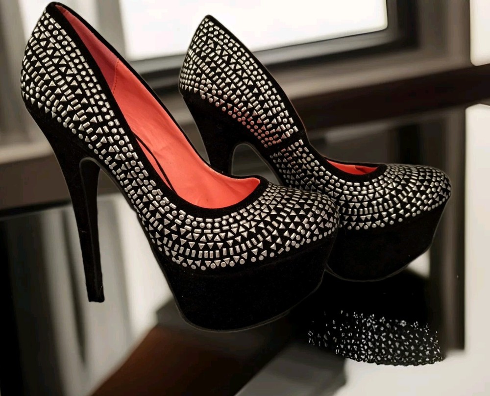 Shoedazzle 6-inch Stiletto Heels Size 7 Black Suede with Silver Rhinestones