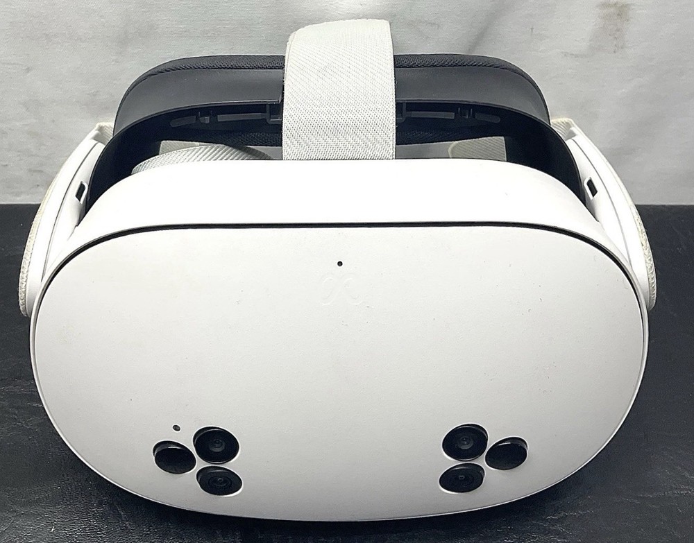 Meta Quest 3s 128GB VR Headset ONLY