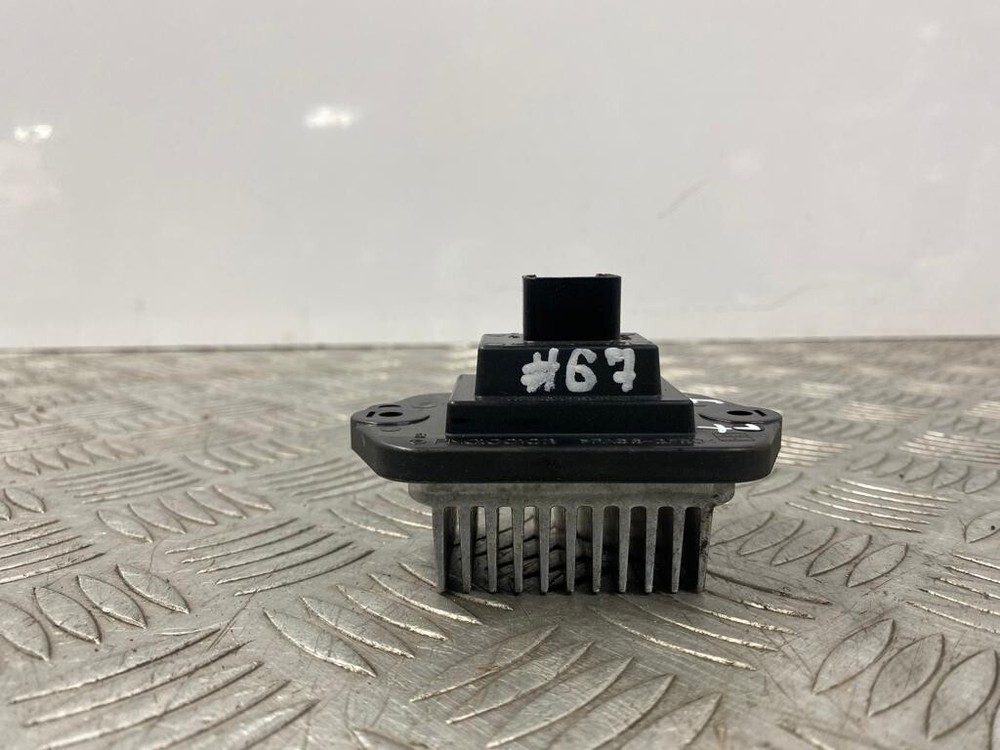 Mazda 6 GH 2.0 MZR-CD 2008 RHD Heater Fan Motor Resistor HB180GS1E 1807535