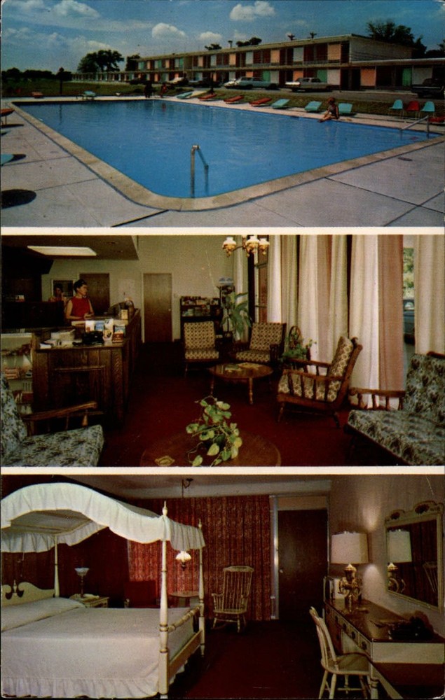 Town House Inn ~ St Charles Missouri swimming pool multiview 1950s-60s postcard