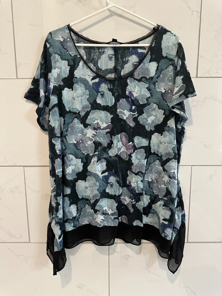 Simply Vera Vera Wang Women’s 1X Blue Floral Layered Tunic Top Short Sleeve