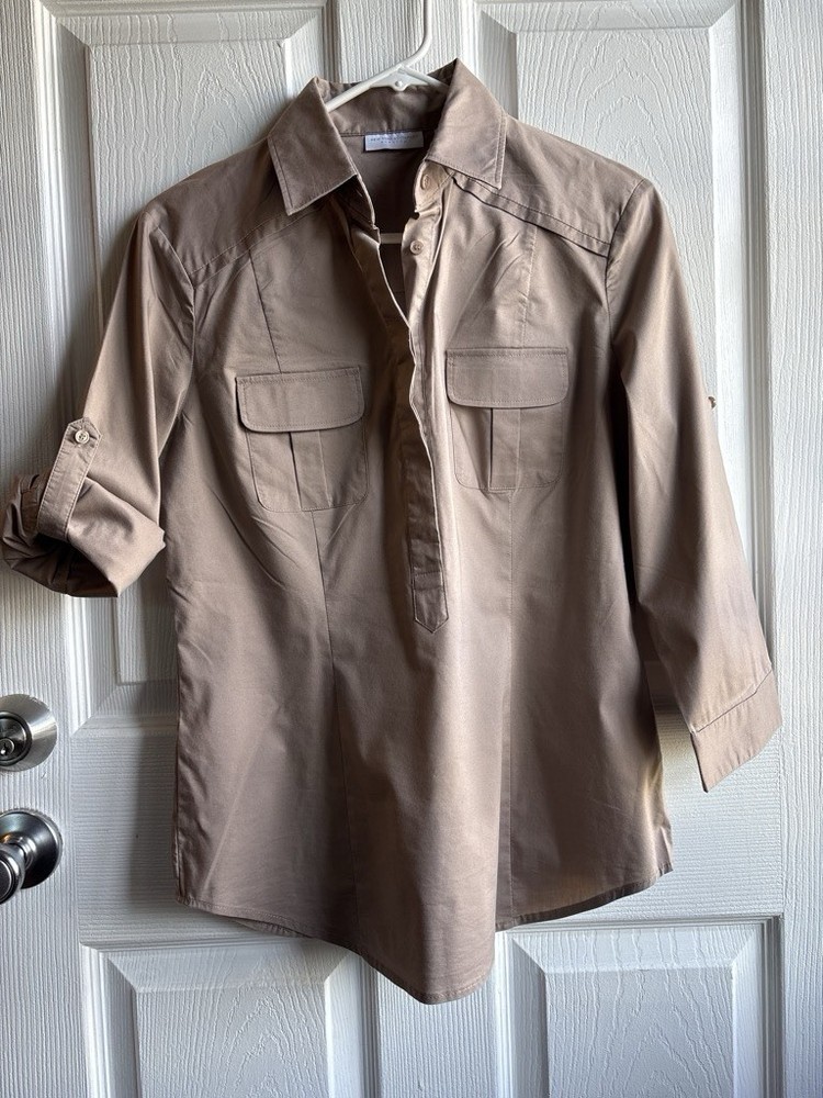 New York & Company Women's Taupe Solid Collared Stretch Woven Button-Up Top-M
