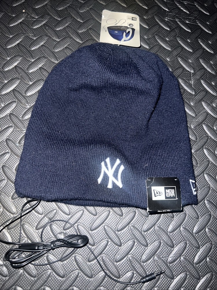 NWT New York Yankees Baseball New Era Knit Hat Beanie Cap MLB Blue With SPEAKERS