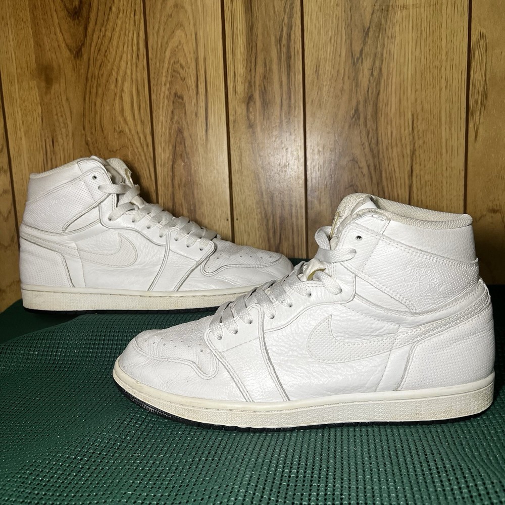 Nike Air Jordan 1 Retro High OG White Size 11 2016 555088-100 Mens sneakers