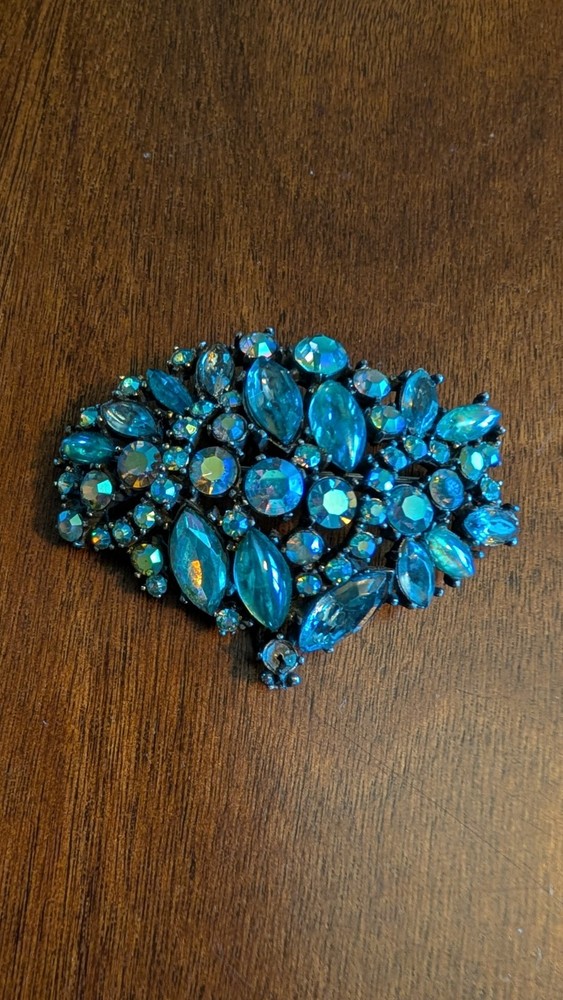 VTG Blue Prong-Set Rhinestones ART Signed Brooch (Missing 1 Stone) J6