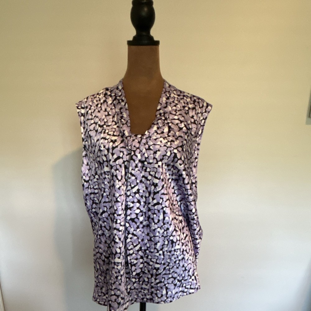 Kasper Sleeveless Abstract Print Blouse V-Neck Purple White Black Women’s