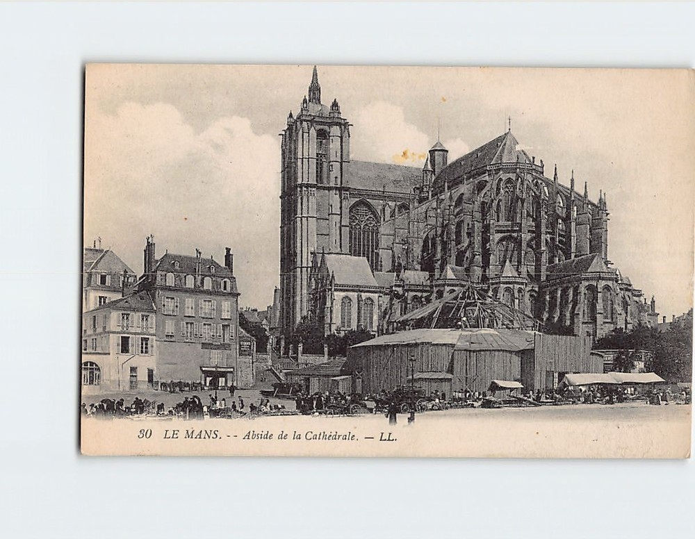 Postcard Cathédrale Saint-Julien du Mans Le Mans France