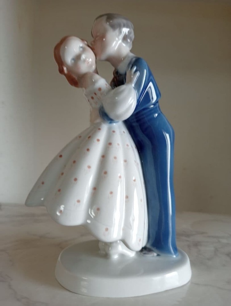 Royal Copenhagen Bing & Grøndahl First Kiss Ceramic Doll Figurine Used