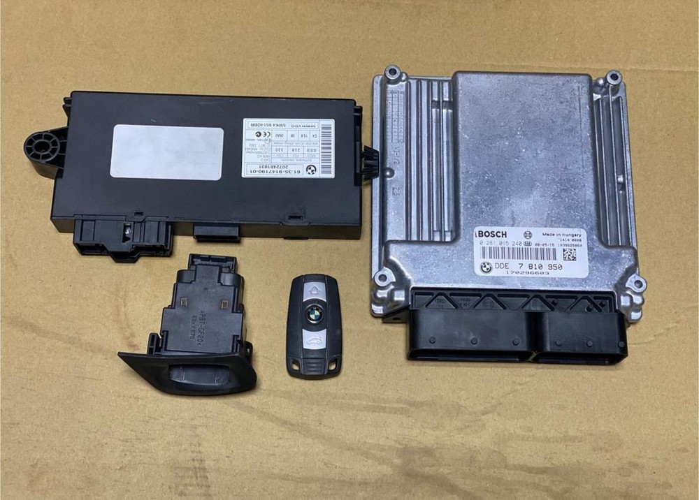 2007-2013 BMW X5 E70 Engine Control Unit ECU Set DDE 7810950 OEM