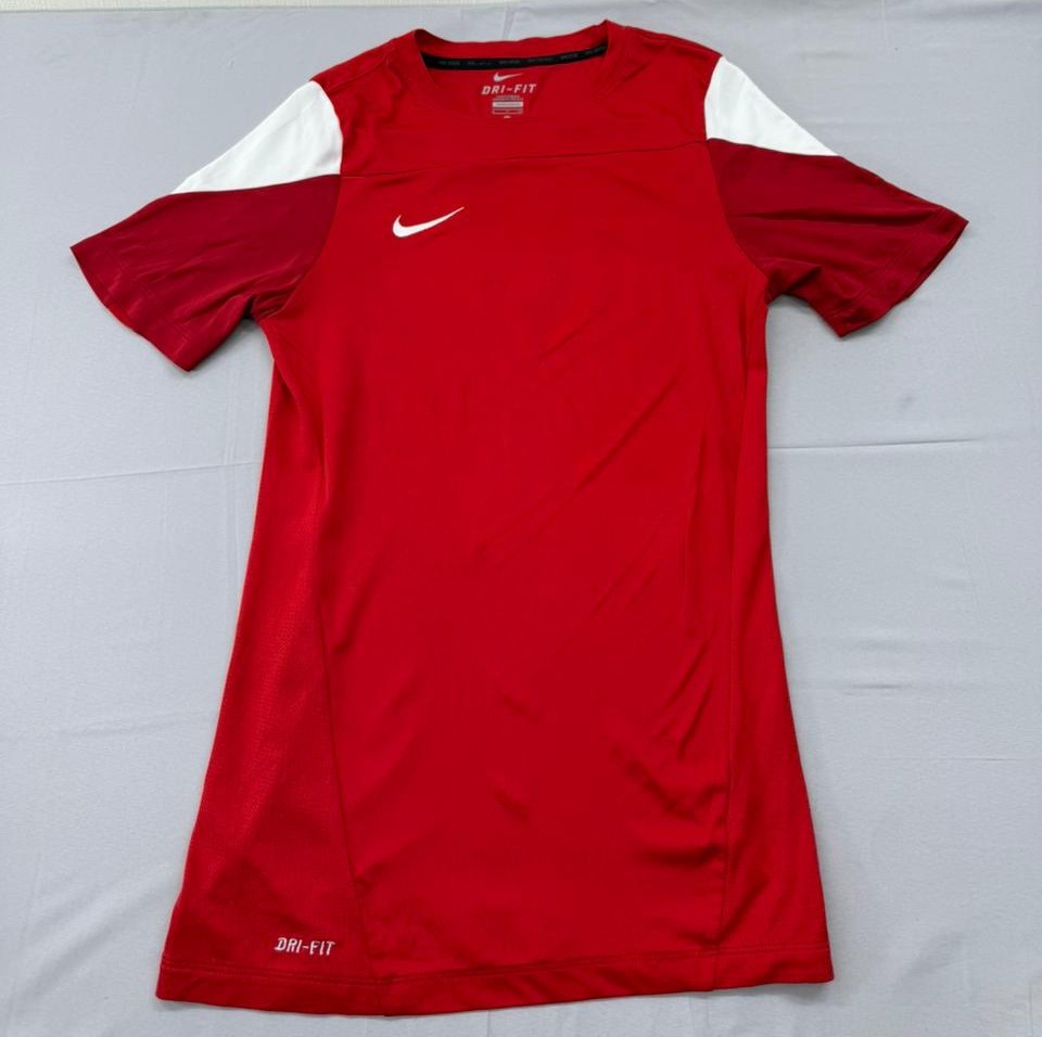Nike Mens Red Dri-Fit Soccer Jersey Size S Short Sleeve