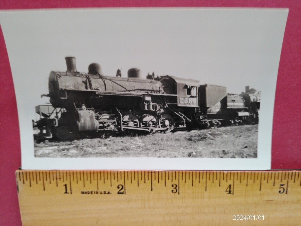 SOUTHERN PACIFIC RAILROAD 2-8-0 LOCOMOTIVE #2680 ORIG PHOTO WEST COAST  1940's