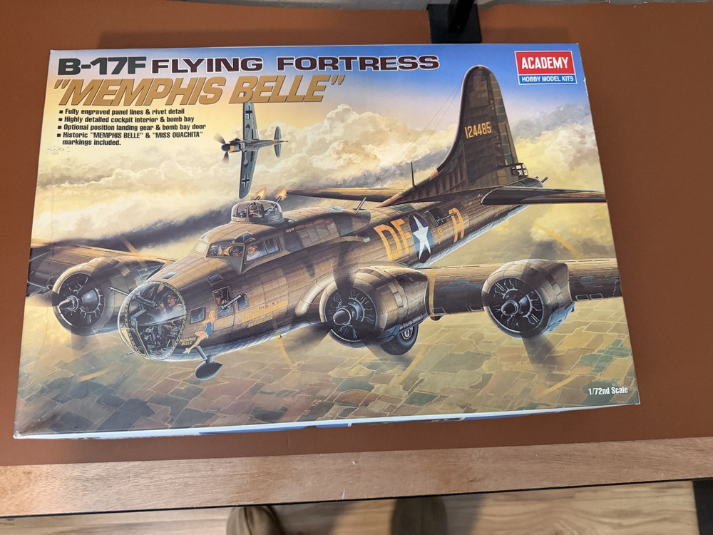 Academy 1/72 Scale B-17F Flying Fortress Memphis Belle Model Kit-6613