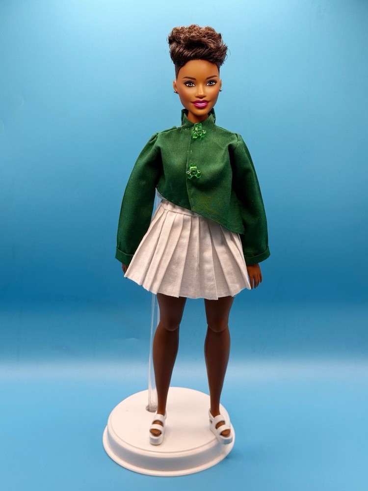 Hand-sewn Green Long Sleeve Top And Short Pleated Skirt For Barbie Doll (Curvy)