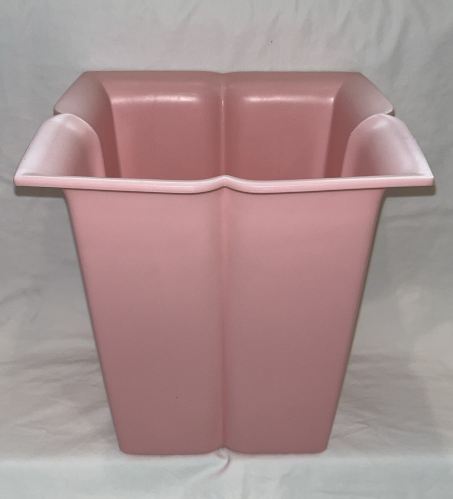 Vintage Rubbermaid Trash Can 10” 2946 Pink Waste Basket Scallop Tulip