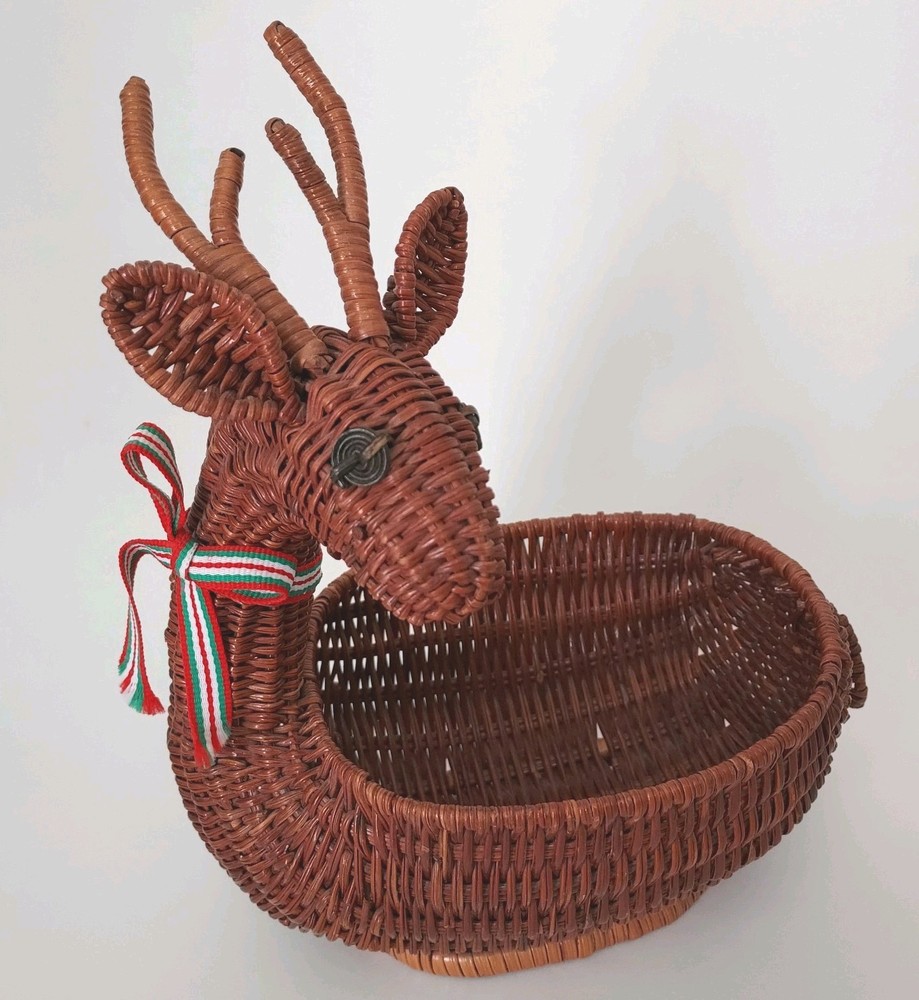 Vintage Reindeer Deer Wicker Rattan Basket With Bow Christmas Holiday Cottage