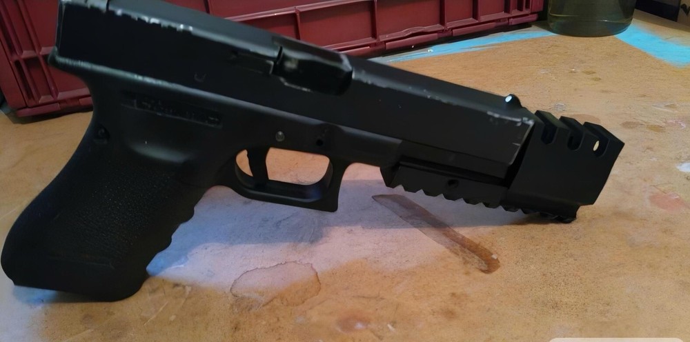3d Printed Airsoft Glock Compensator. Replica