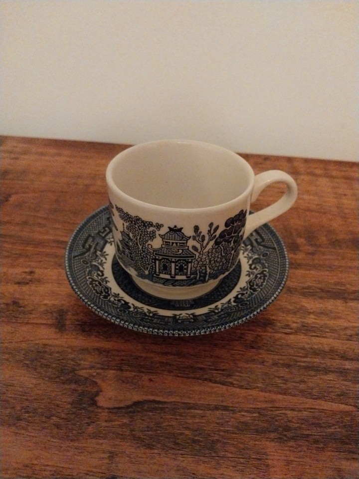 Blue Willow Porcelain Teacup and Saucer Churchill England