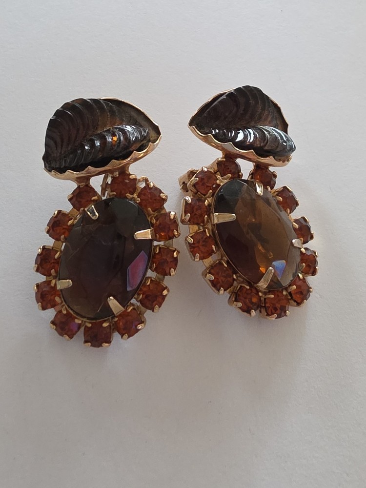 Vintage Amber Colored Rhinestone Clip On Earrings Gold Tone