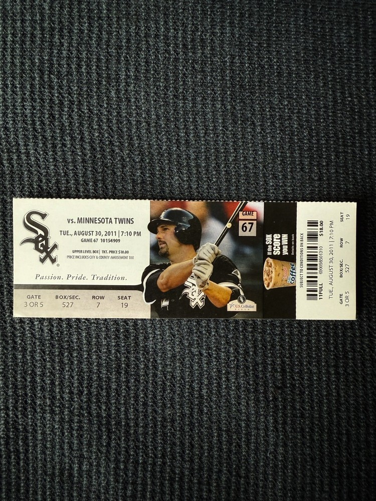 Chicago White Sox Vs Minnesota Twins Aug 30, 2011 Full Ticket Home Game