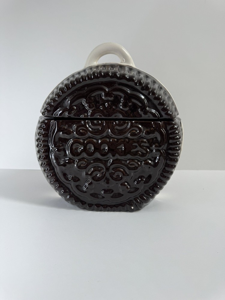 Vintage 1940s Oreo-Inspired Cookie Jar - Retro Design Glazed
