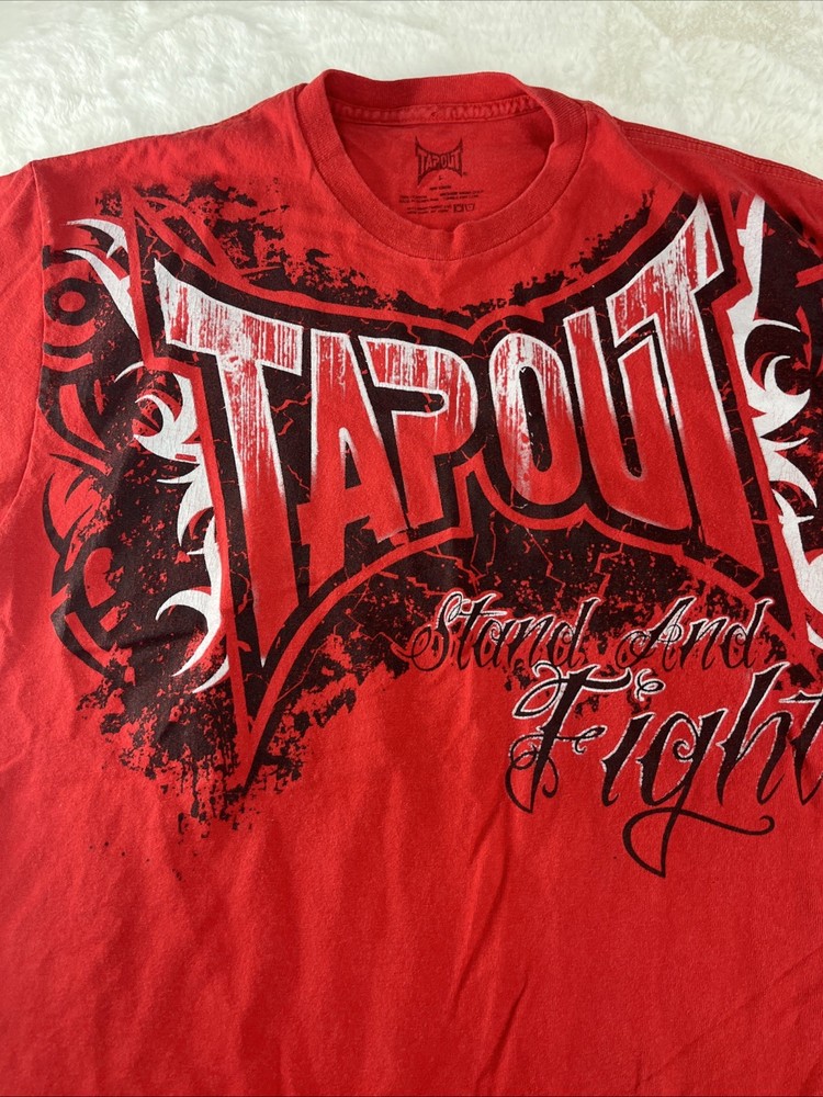 Vintage Y2K Tapout Cursive Spellout Baggy Red T-shirt Size L Emo Grunge