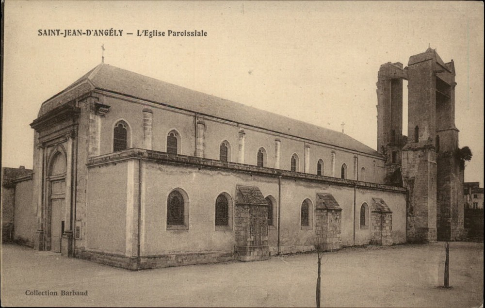 Eglise Paroissiale Saint Jean D'Angely France vintage postcard s661