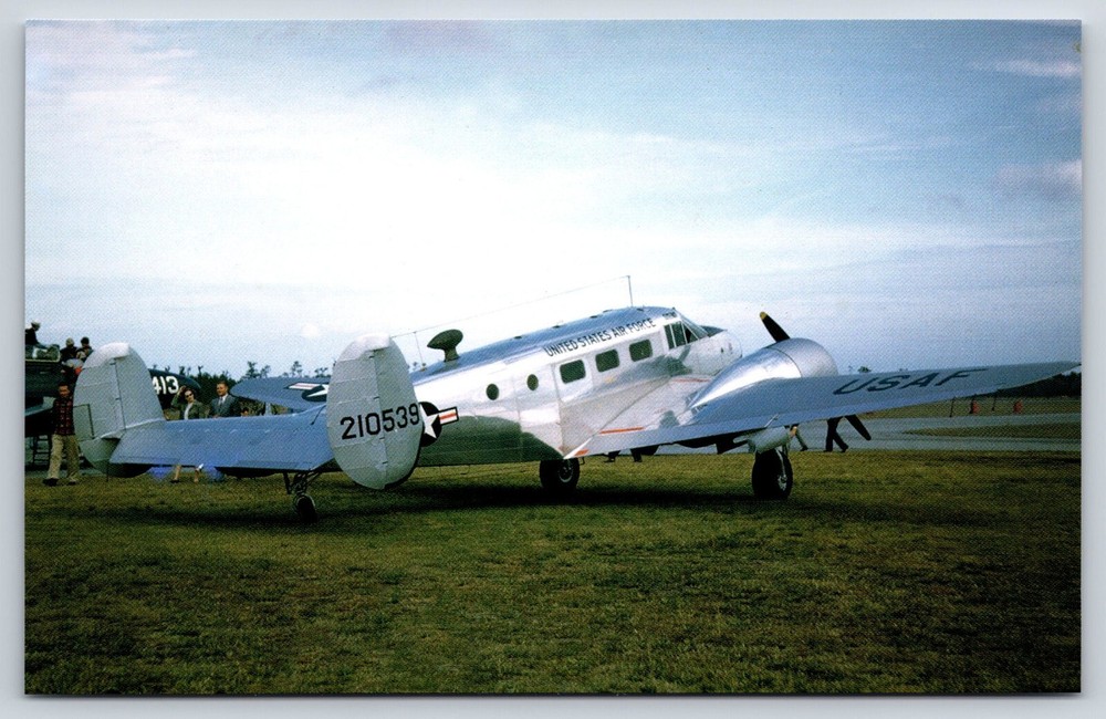 Twin Beech AT-11 Aircraft Plane, United States Air Force, WW2, Aviation Postcard