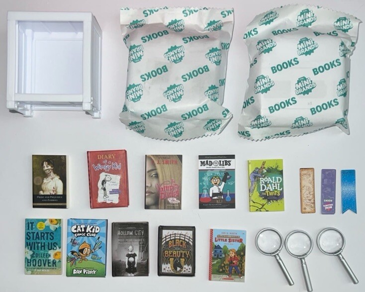 Zuru 5 Surprise Mini Brands books