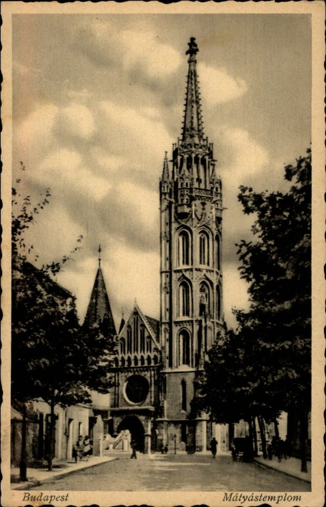 Matthias Church Budapest Hungary vintage postcard s975