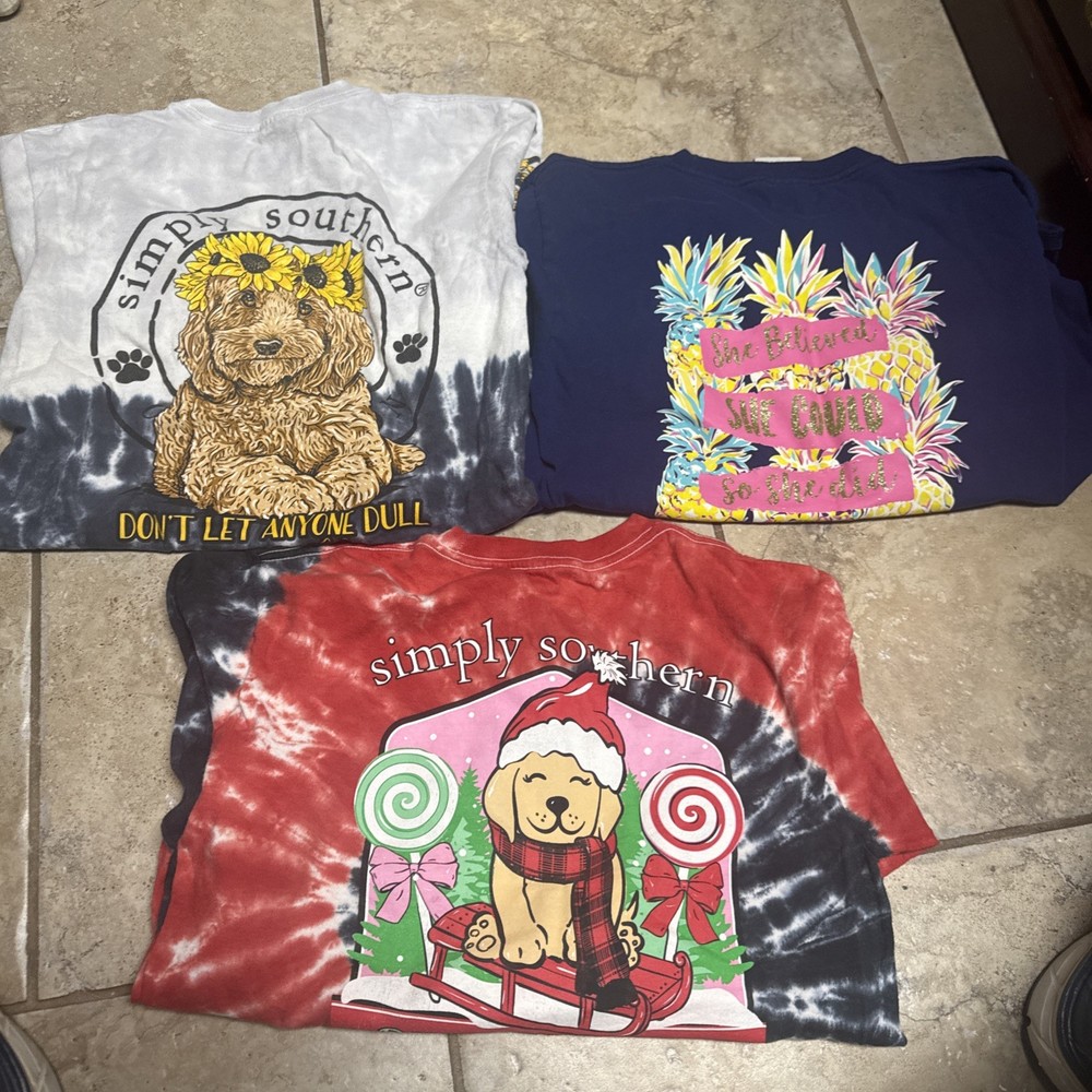 Simply Southern  T-Shirt L/S Bundle Lot Of 3 Girls Sz Large 1 Christmas