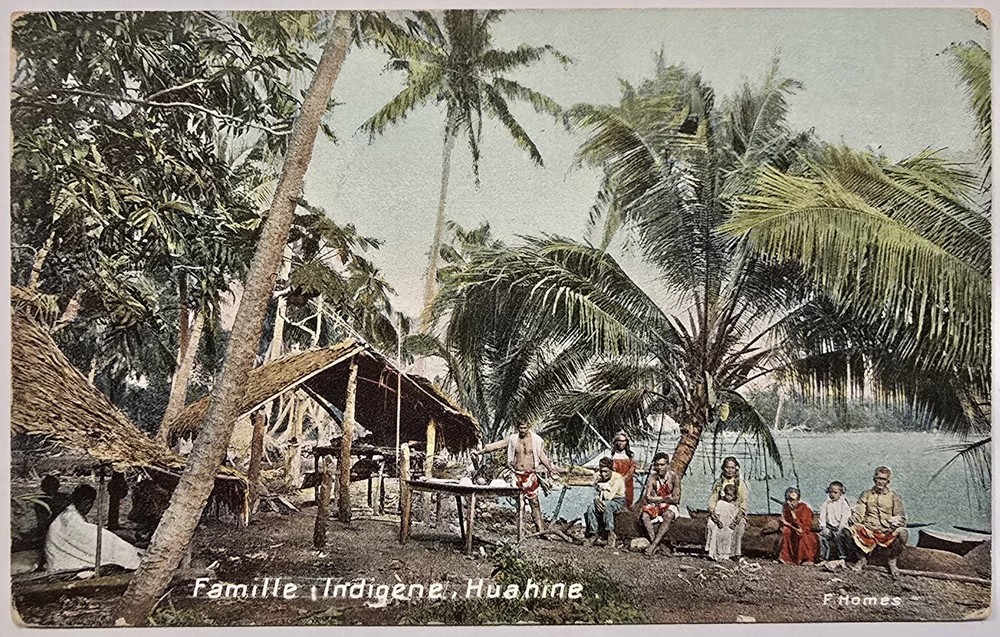 1910 Tahiti Postcard Famille Indigene Huahine French F. Homes