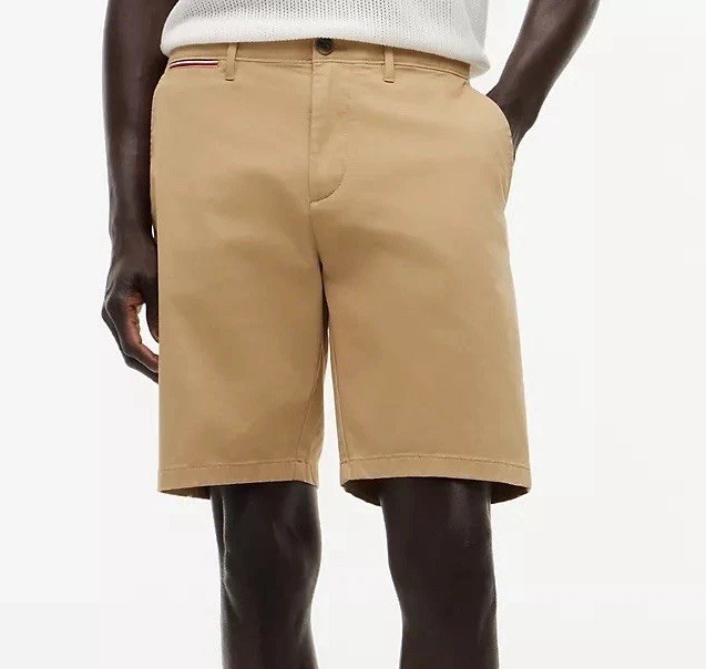 Tommy Hilfiger Men's Regular Fit Comfort Waist Chino Shorts Tannin Size 36