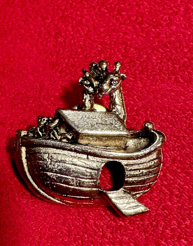 Vintage Noah's Ark Animals On Ship Gold Tone Religious Brooch Pin