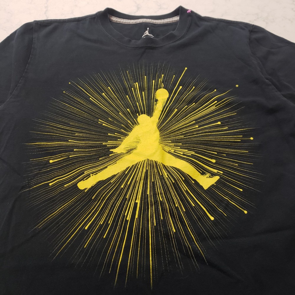 Air Jordan Shirt Men’s Large Black Yellow Jumpman Flight Burst Streetwear Y2K