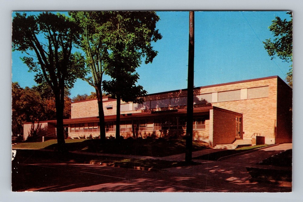 Oshkosh WI Wisconsin Wisconsin State University Vintage Postcard