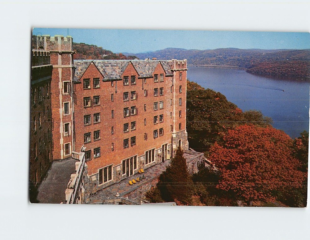 Postcard US Hotel Thayer Military Reservation West Point New York Hudson River