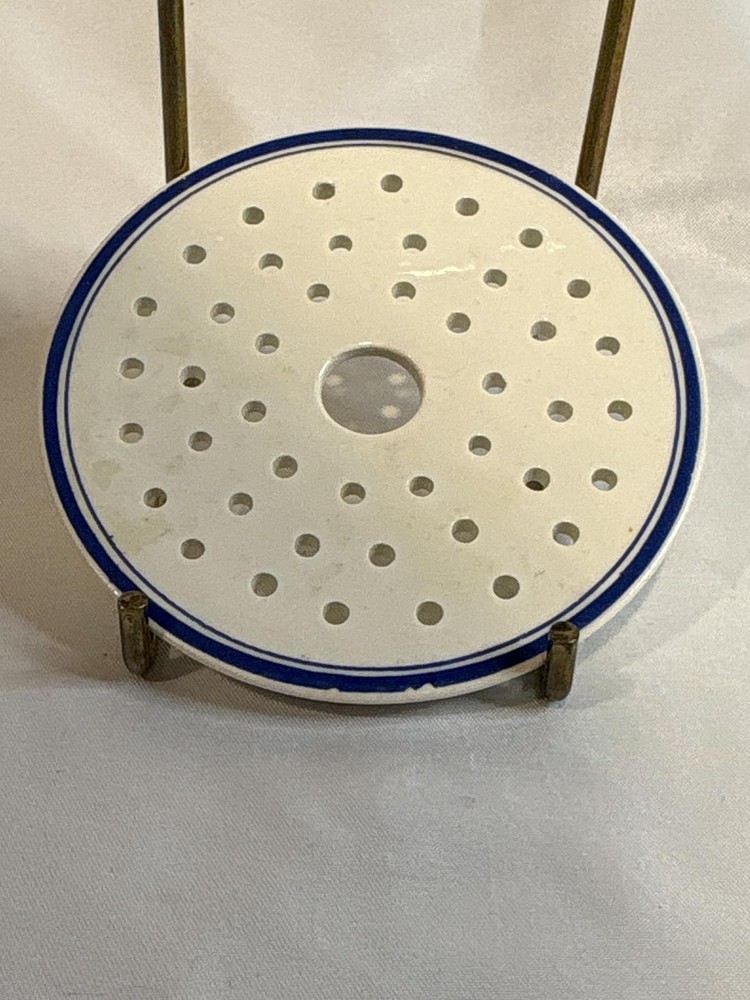Antique Wedgwood Etruria Drainer Plate Porcelain Cream w/Blue Edge c. 1861 3.5