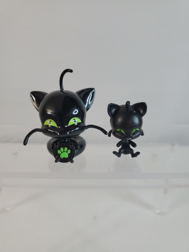 PLAYMATES ZAG HEROEZ MIRACULOUS MIRACLE BOX KWAMI SURPRISE PLAGG CAT FIGURES