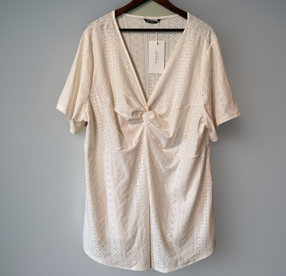 NWT Bloomchic Ivory Eyelet Lace Twist Front Tunic Blouse Size 26 Boho Style
