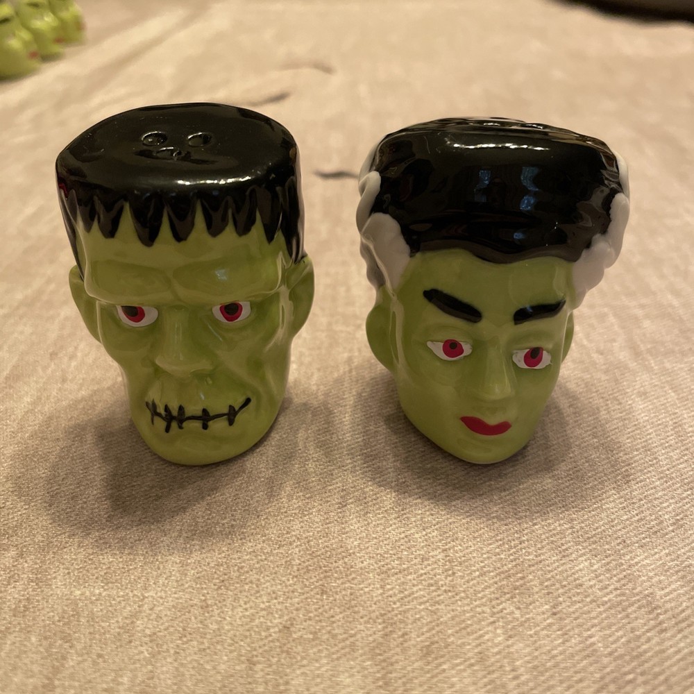 Cracker Barrel Halloween Frankenstein  Bride Monster Salt & Pepper Shaker Set=