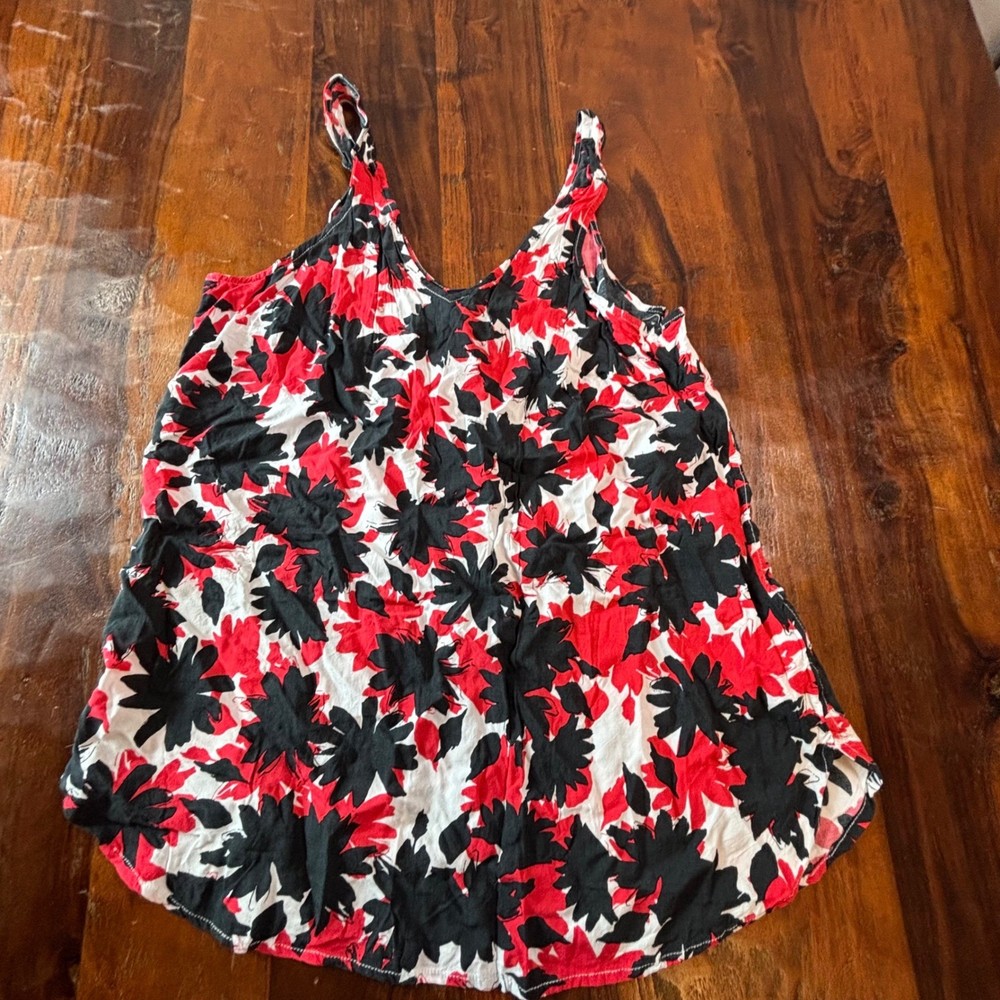 Gap Womens Large Red Black Floral Rayon V-Neck Tank Top Sleeveless Flowy Cami