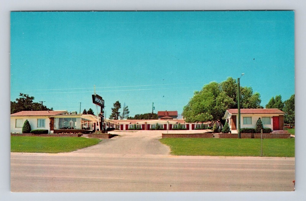 Custer SD-South Dakota, Rocket Motel Advertising, Vintage Souvenir Postcard