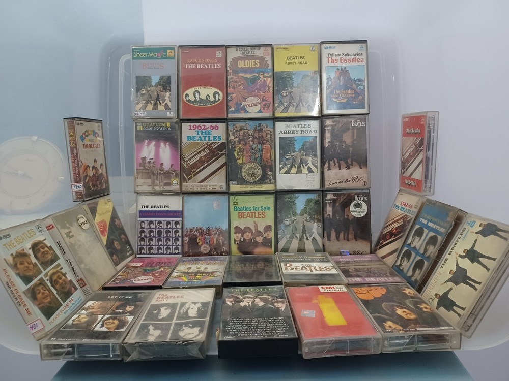 The Beatles Orig Cassette Tape India Indian Version Collector Auction Rare !!