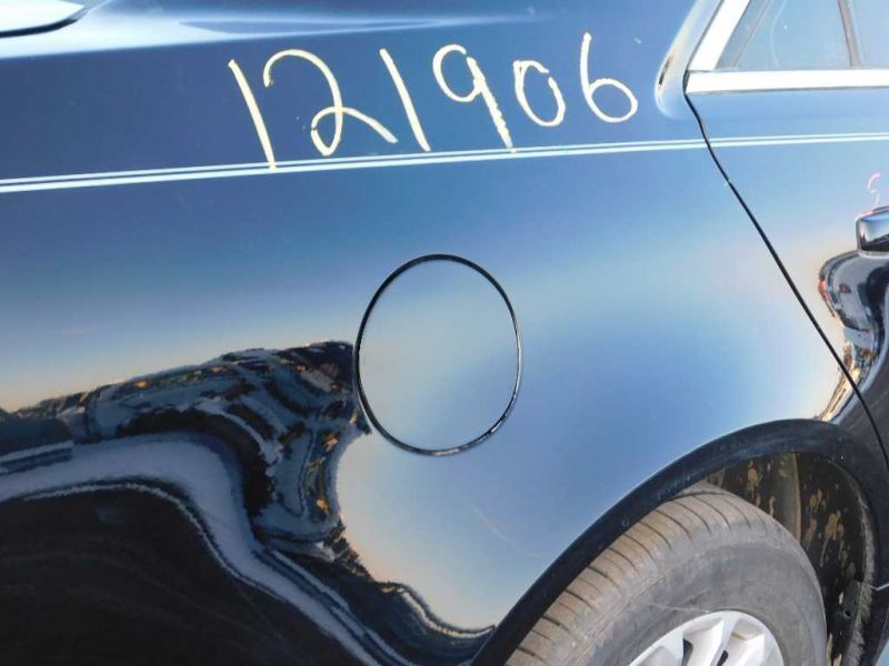 CTS       2011 Fuel Filler Door 363656