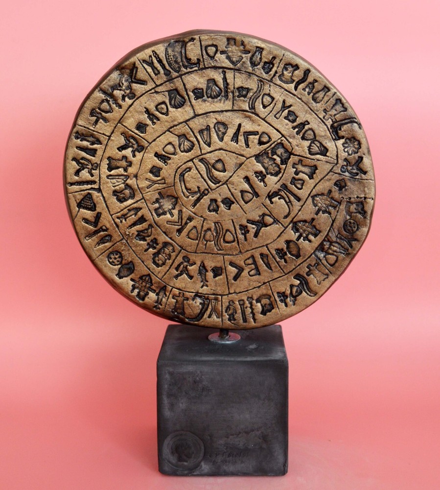 Phaistos disc sculpture - Palace of Knossos Minoan Period - Museum Replica