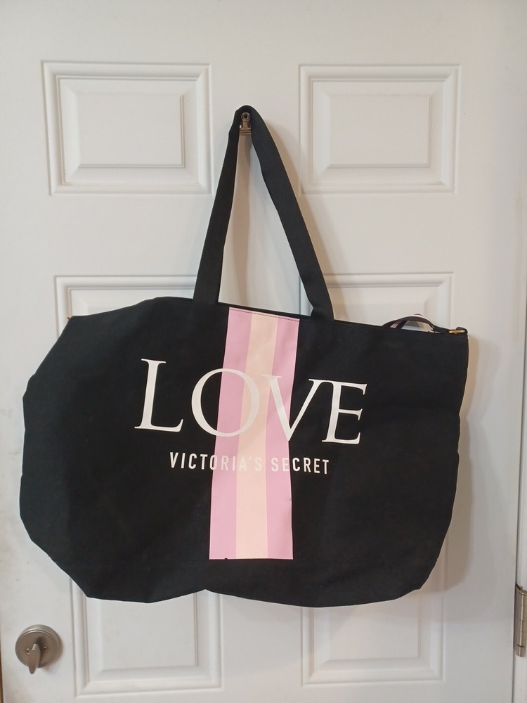 Victorias Secret LOVE Weekender Tote  Travel Bag Beach Gym  Logo VS