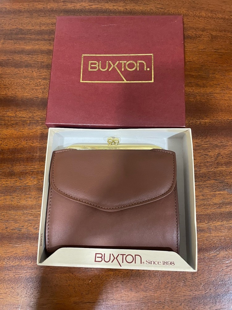 Buxton Brown Leather Wallet with Coin Purse. NIB. Has a  UPS Logo Inside.