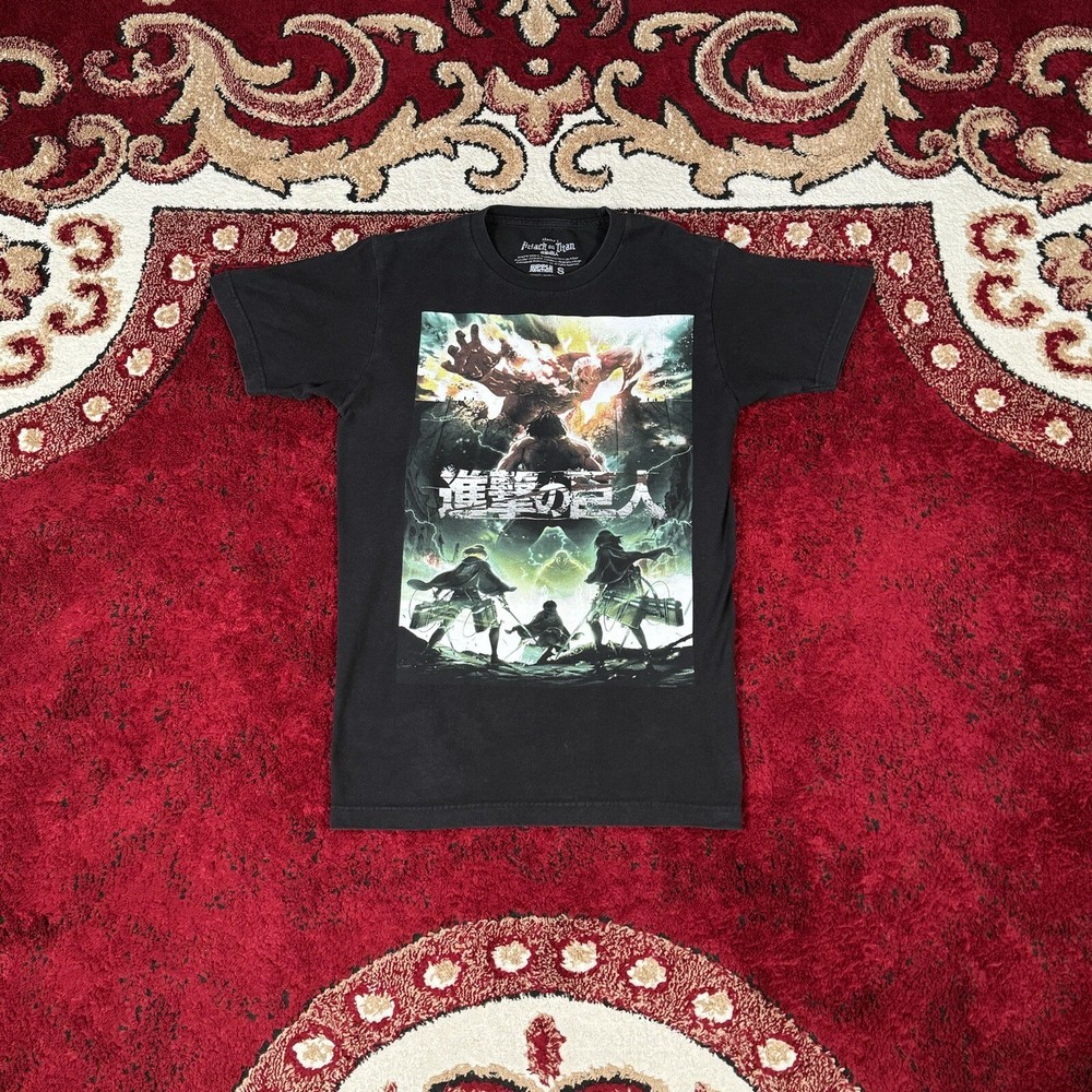 Attack On Titan Season 2 Anime Promo T Shirt Size S Colossal Armored