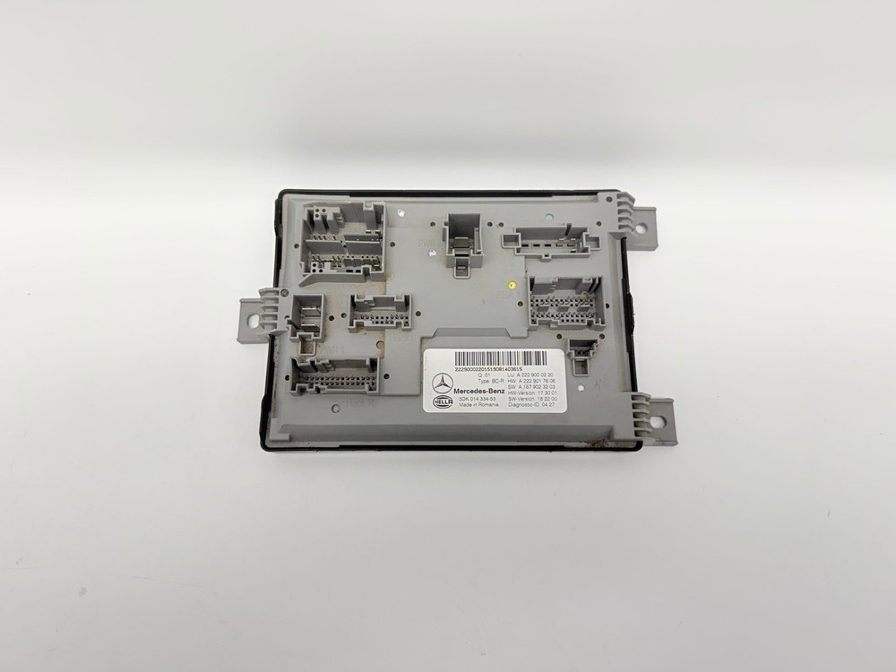 2018-2020 Mercedes W222 S450 S560 Rear SAM Signal Acquisition Control Module OEM