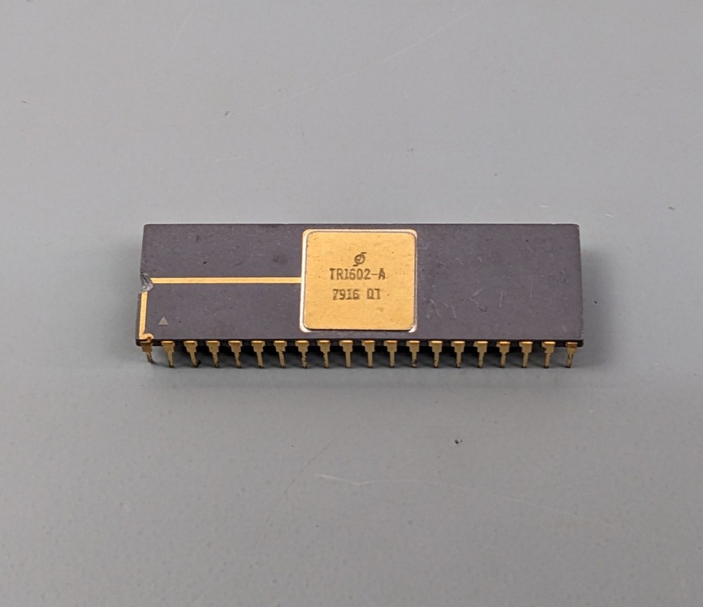 Western Digital TR1602-A UART IC